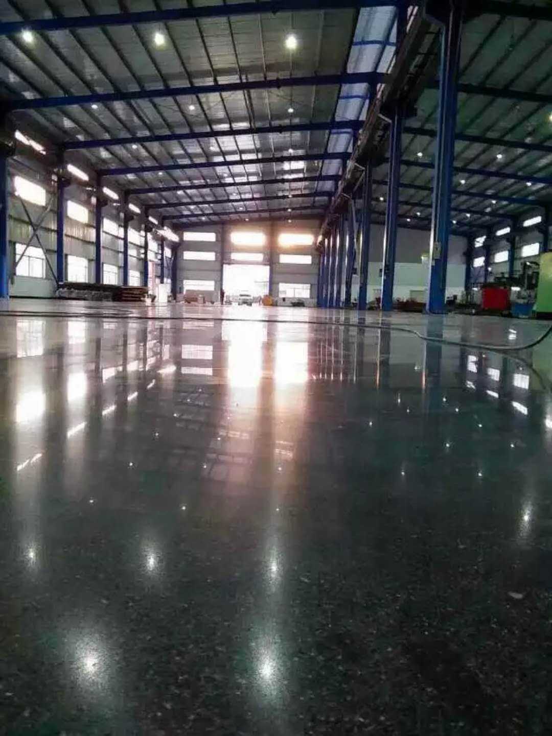 �ִ������������ƽ+��ɫ���ɰ+�̻�